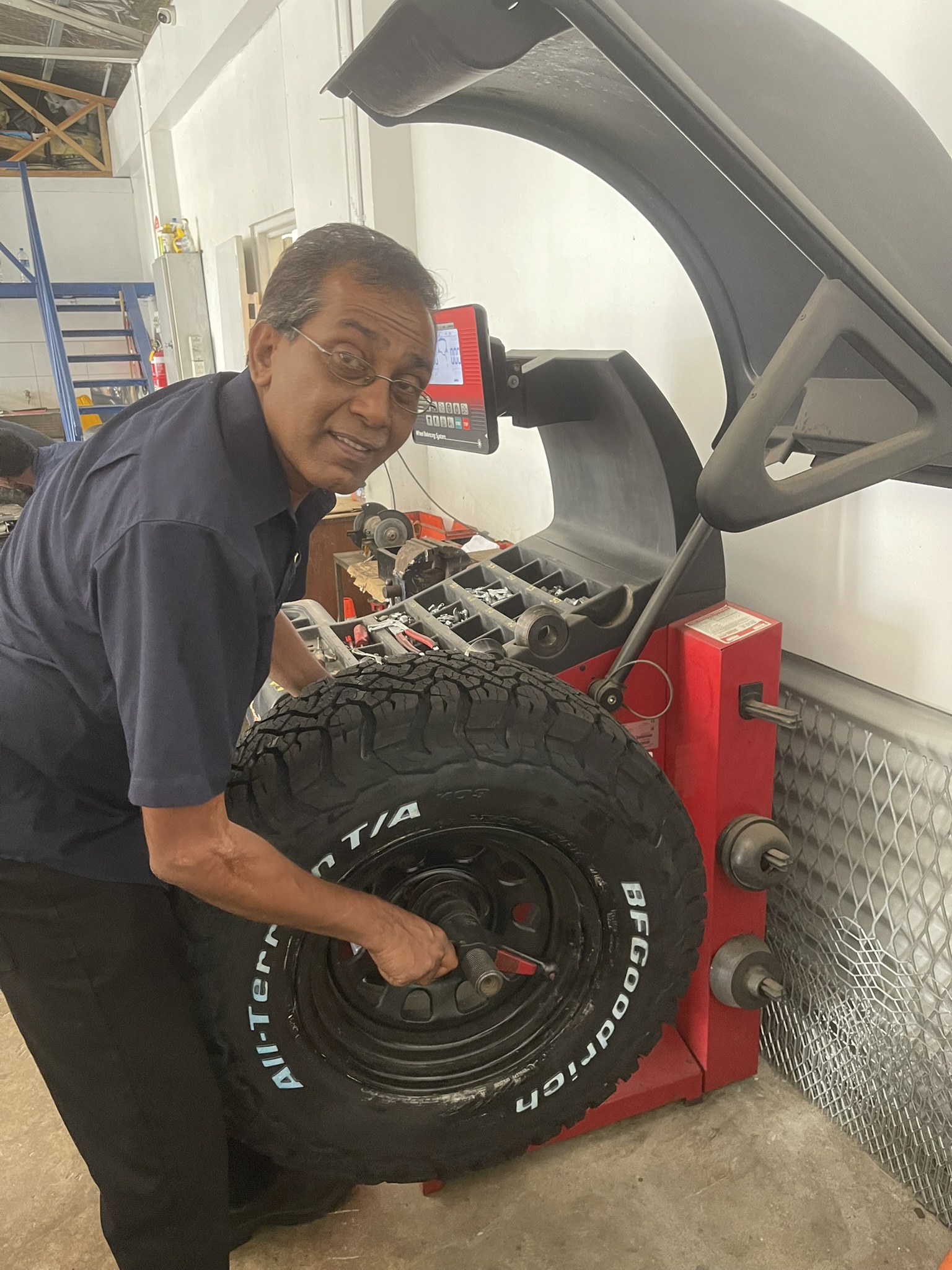 Sachin – Tyreline Fiji team